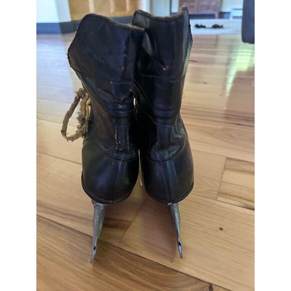 Men's VtG Antique Black-Mahogany Ice Skates size 6 - Picture 3 of 6